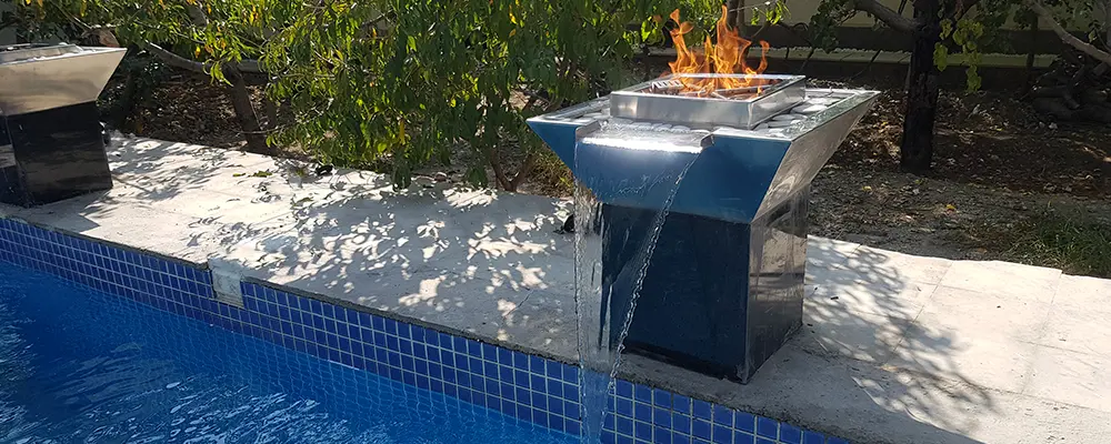 آبنمای آب و آتش